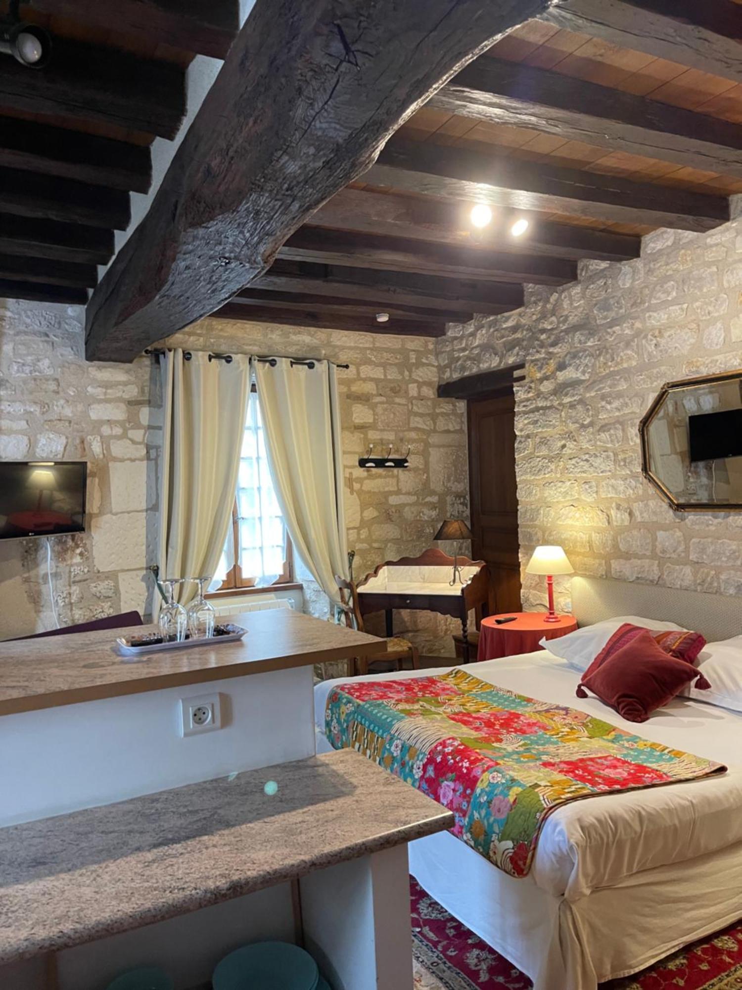 La Maison D'Alienor - Gites De Caractere A Chablis - 89 Екстер'єр фото